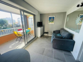 Appartement rénové près de la plage Richelieu avec piscine, garage et vélos fournis - FR-1-723-113